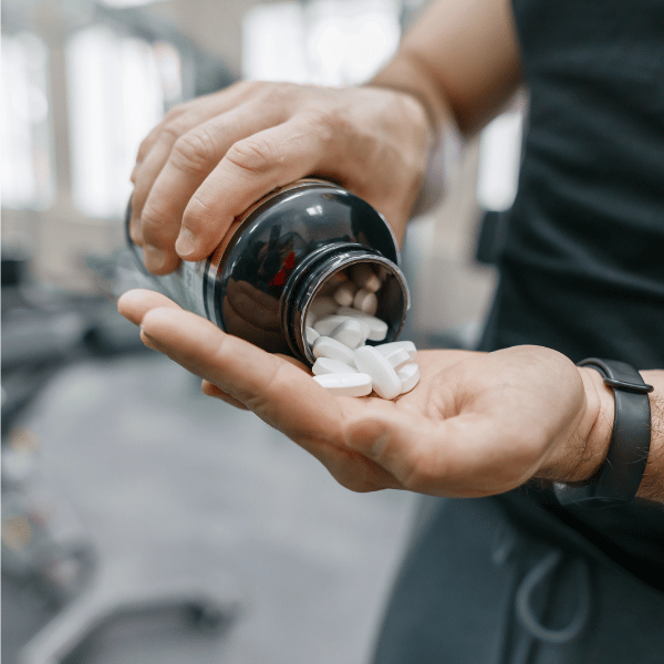 Fitness enthusiast assesses which form of creatine is better: Creatine powder vs pill